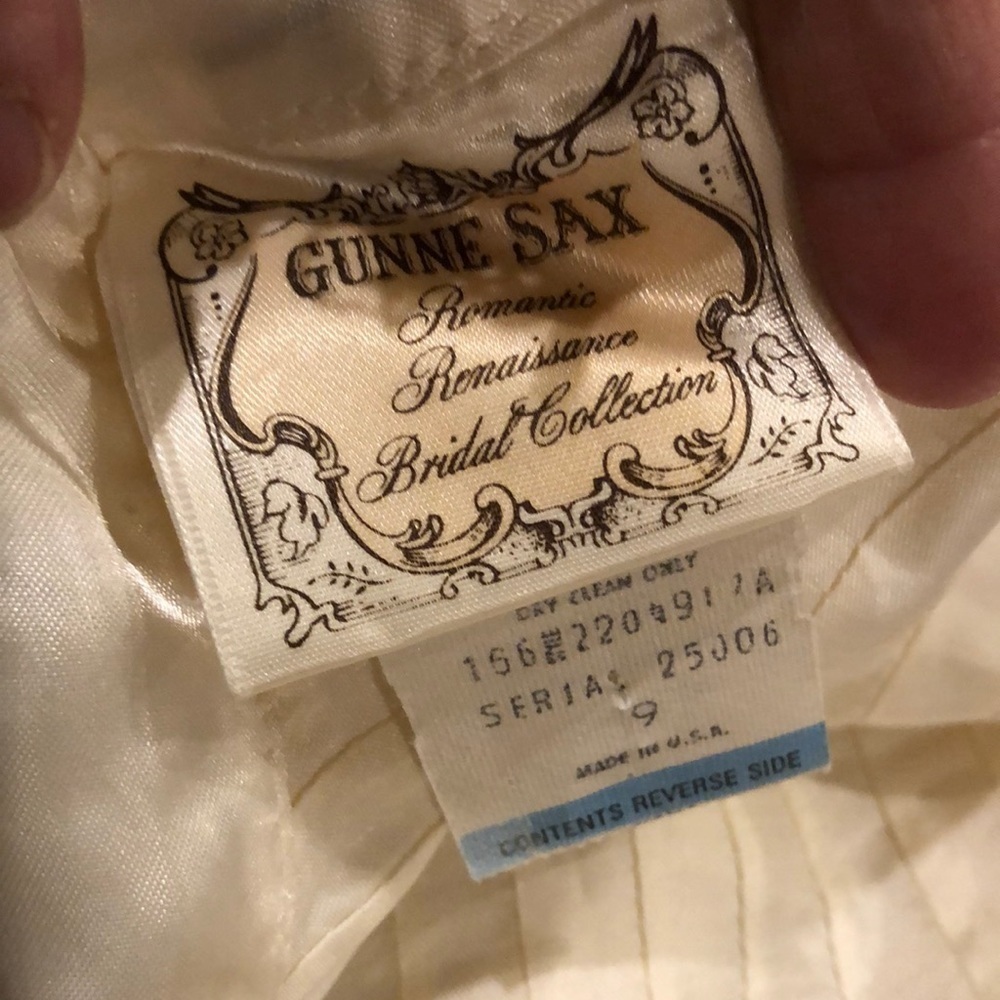 Gunne Sax Bridal Collection Ivory Dress - Picture 11 of 17